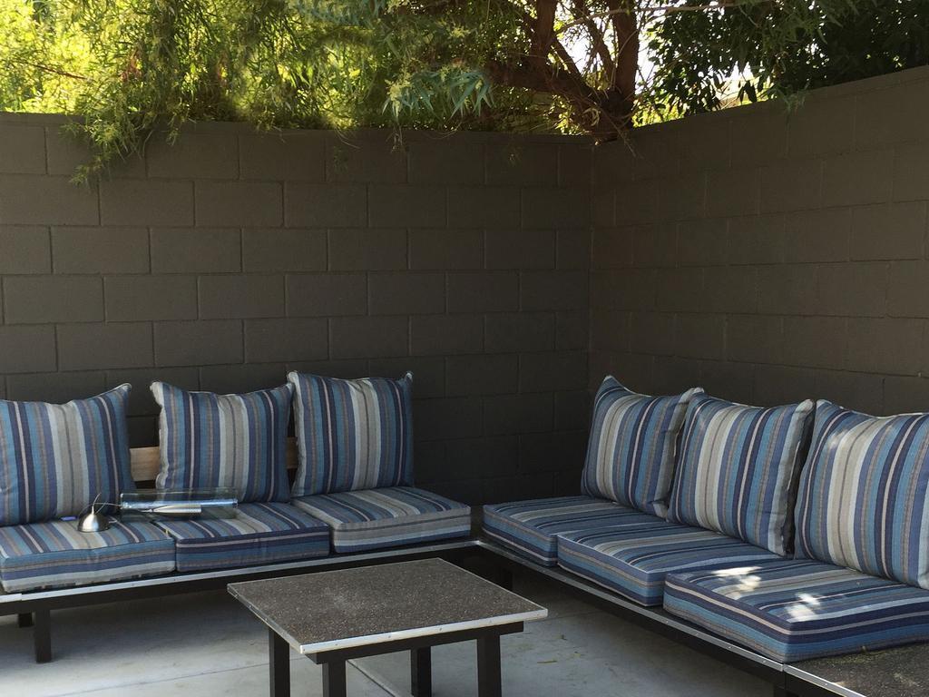 Lucy Im Home By Acme House Company Palm Springs Exterior foto